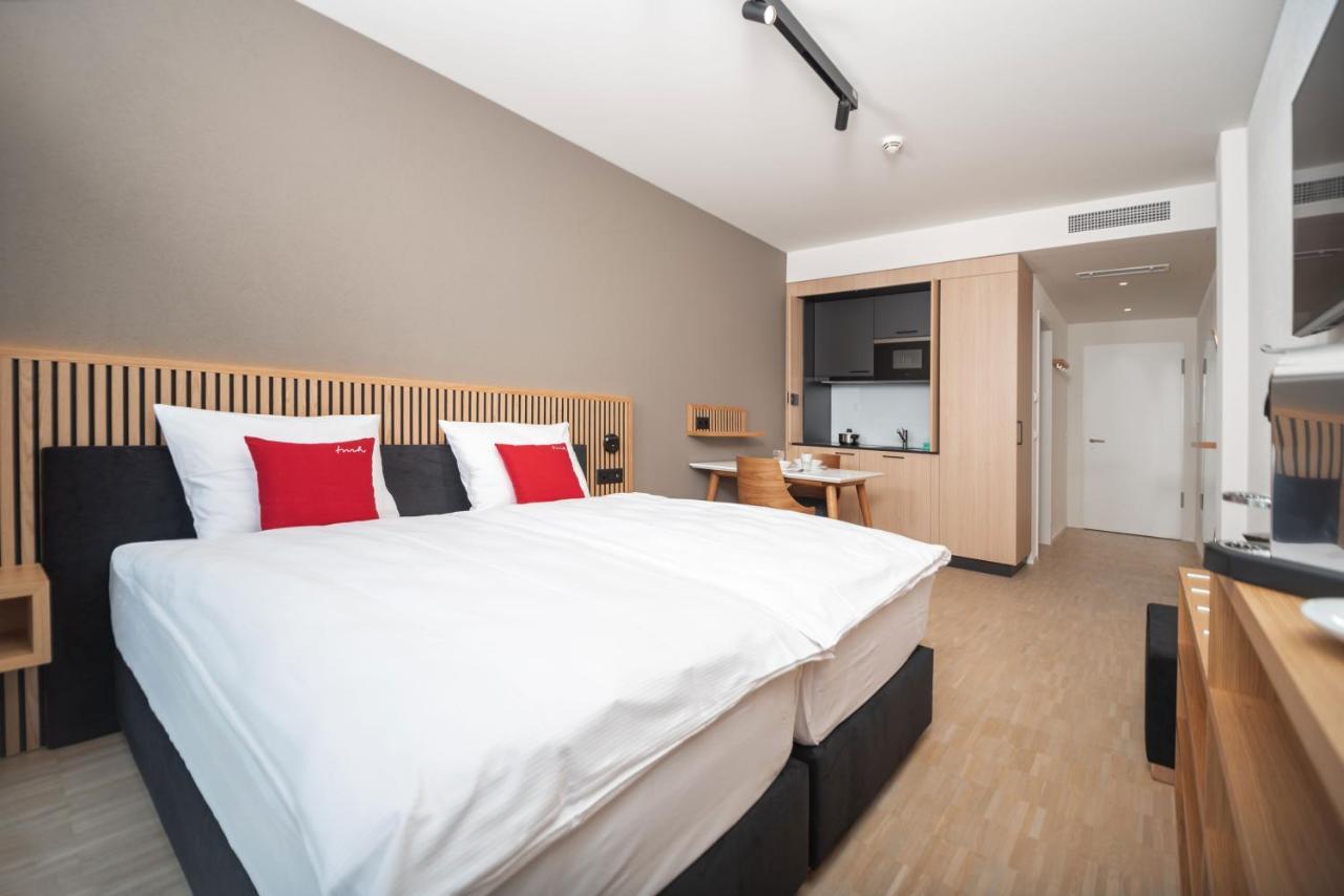 Tailormade Hotel Bab Bachenbuelach Bachenbulach Bagian luar foto