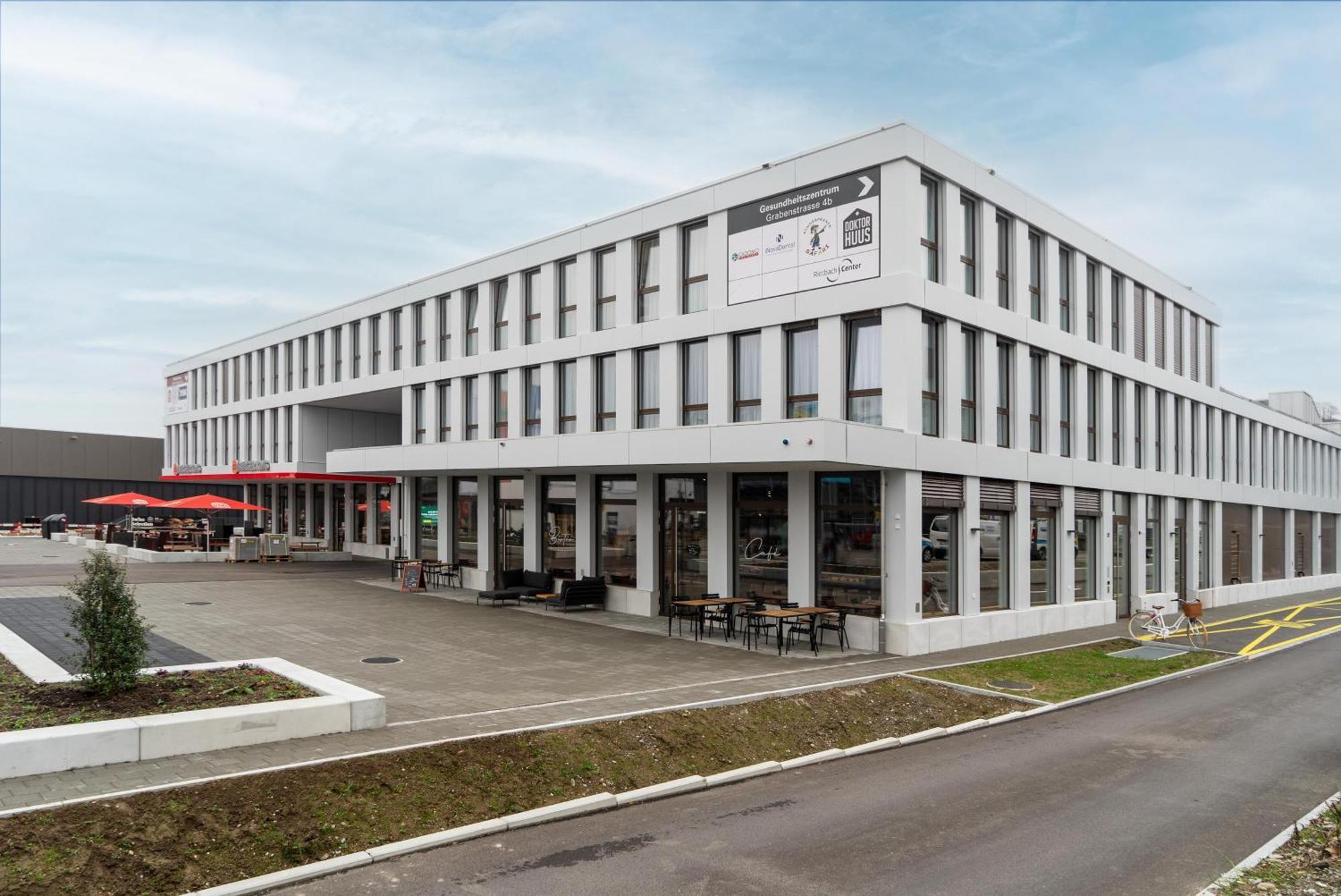 Tailormade Hotel Bab Bachenbuelach Bachenbulach Bagian luar foto